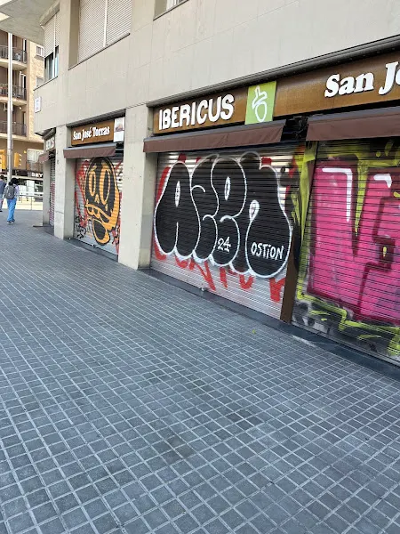 Tocinerias San José Torras - Tienda de fiambres en Barcelona - foto 2