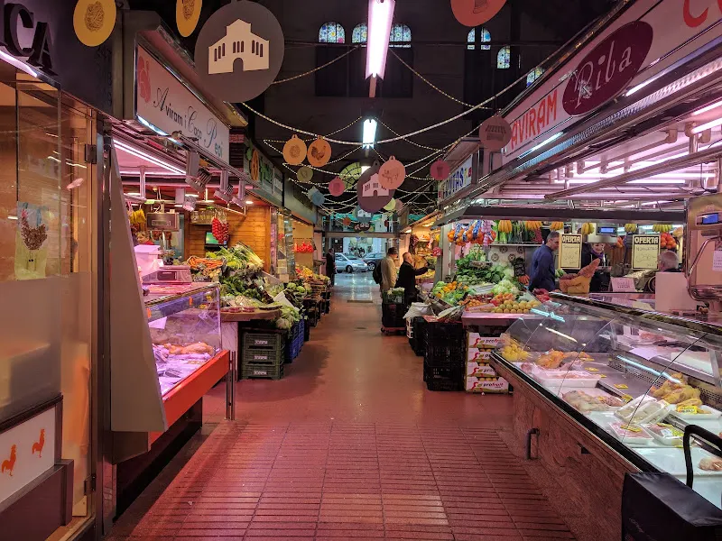 Encarna Mauri - Tienda de fiambres en Barcelona - foto 2