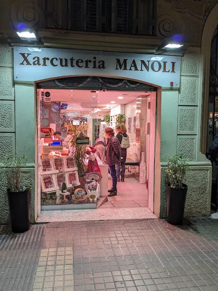 Xarcuteria Manoli - Charcutería en Barcelona - foto 2