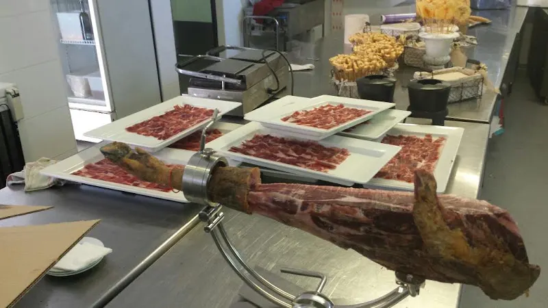 Jamones Silvestre - Artana